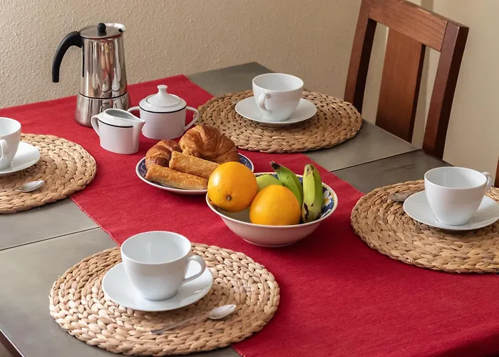 Grande Luminoso, Garaje, Arena, Casco Viejo * Bilbao