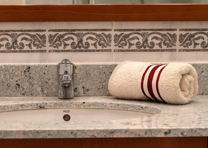 Appartamento Grande Luminoso, Garaje, Arena, Casco Viejo Bilbao