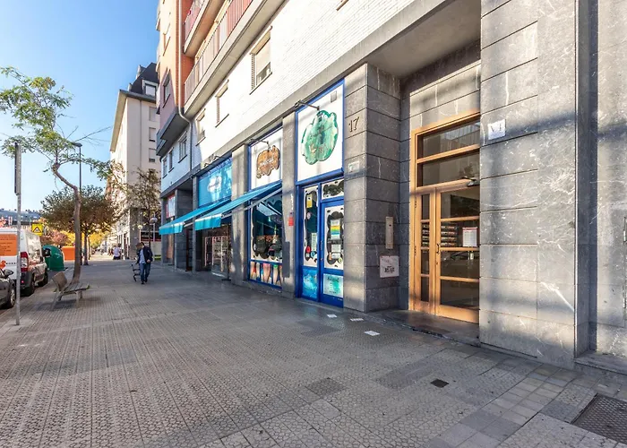 Appartamento Grande Luminoso, Garaje, Arena, Casco Viejo Bilbao