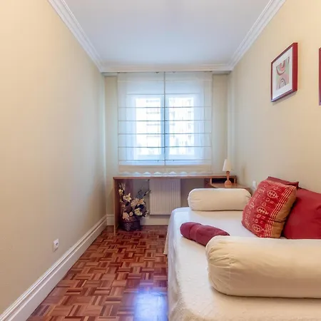 Grande Luminoso, Garaje, Arena, Casco Viejo Apartment