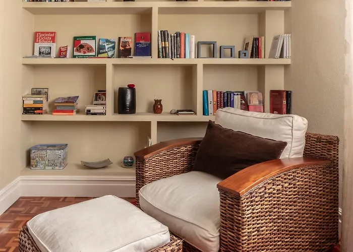 Apartamento Grande Luminoso, Garaje, Arena, Casco Viejo