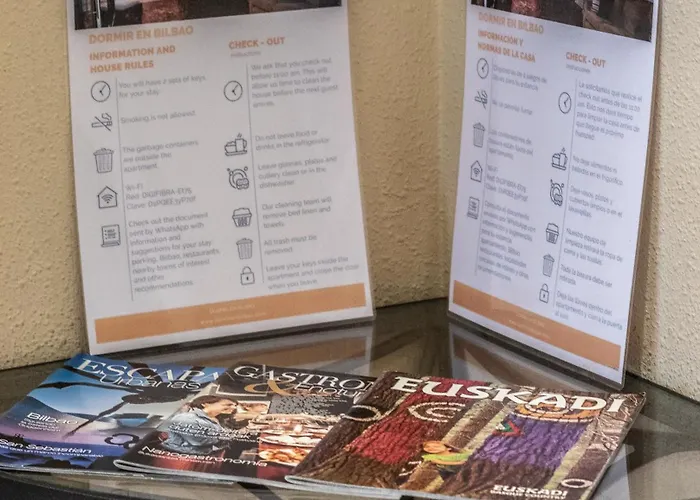 Grande Luminoso, Garaje, Arena, Casco Viejo * Bilbau