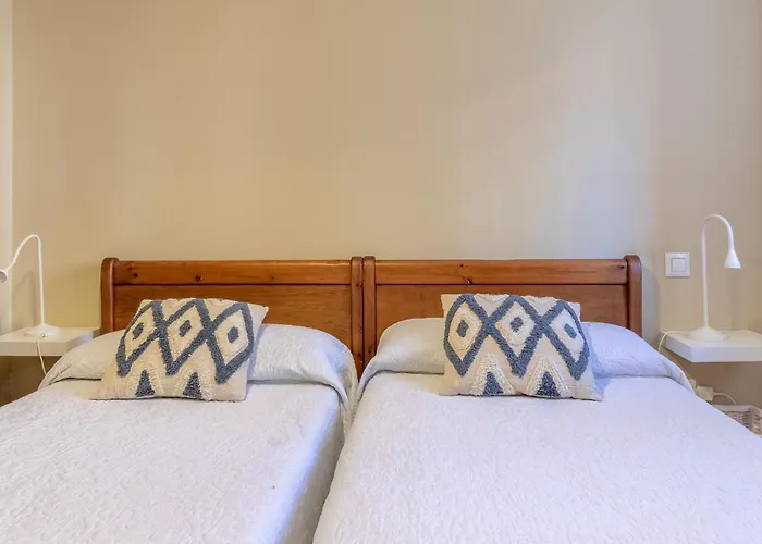 Apartamento Grande Luminoso, Garaje, Arena, Casco Viejo