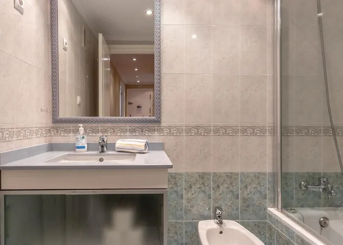 Grande Luminoso, Garaje, Arena, Casco Viejo Apartamento *